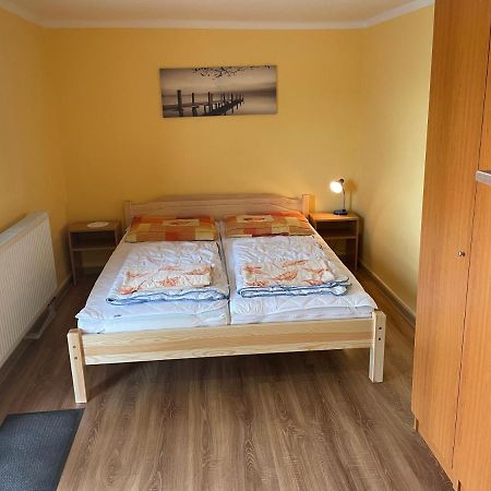 Apartmány Forró Rybárska Velky Meder Exterior foto