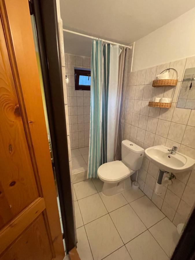 Apartmány Forró Rybárska Velky Meder Exterior foto