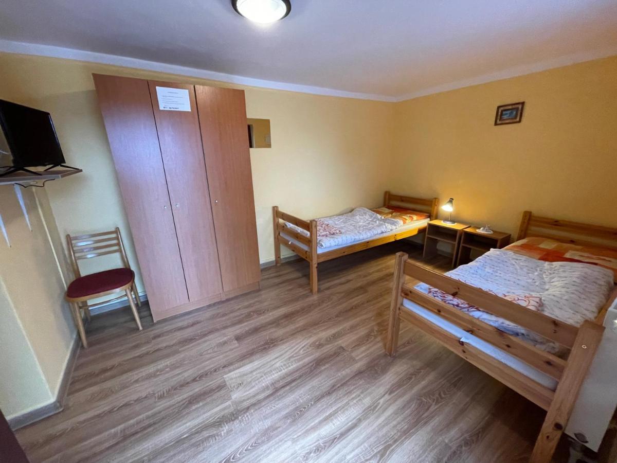 Apartmány Forró Rybárska Velky Meder Exterior foto